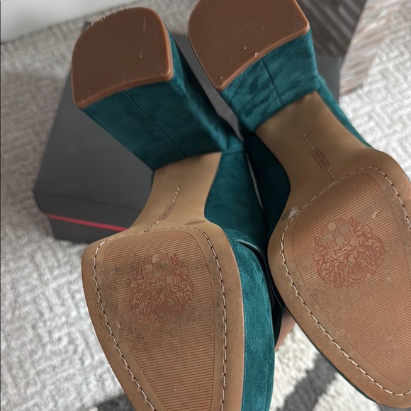 Vince Camuto Teal Suede Block Heels - Picture 4 of 4